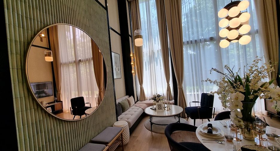 For sale 2 bed condo in Watthana, Bangkok