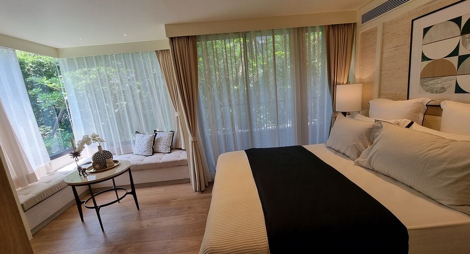 For sale 2 bed condo in Watthana, Bangkok