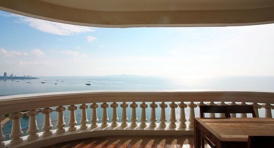Condo en alquiler y en venta de 3 habitaciones en Bang Lamung, Chonburi