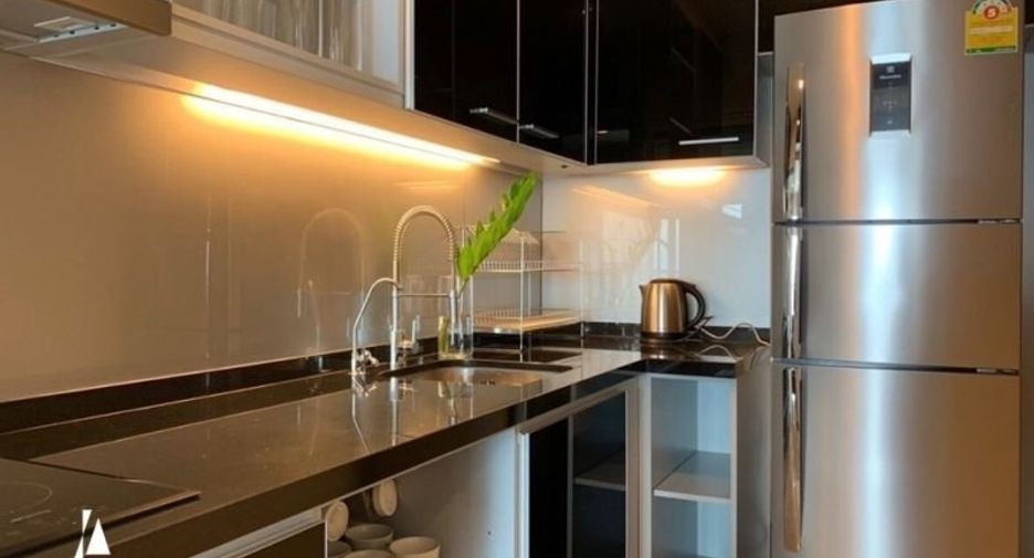 Condo en venta de 2 habitaciones en Khlong Toei, Bangkok