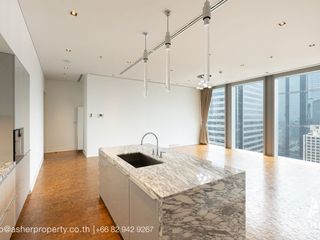 Condo en alquiler de 3 habitaciones en Sathon, Bangkok