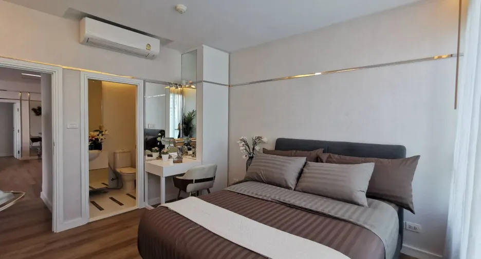 For sale 3 Beds condo in Khlong Toei, Bangkok