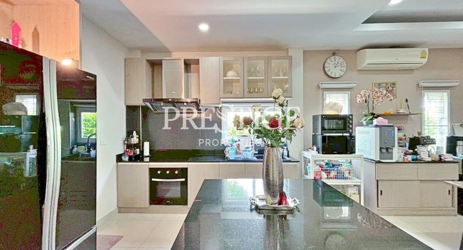 À vendre 4 chambres maison à Bang Lamung, Chonburi
