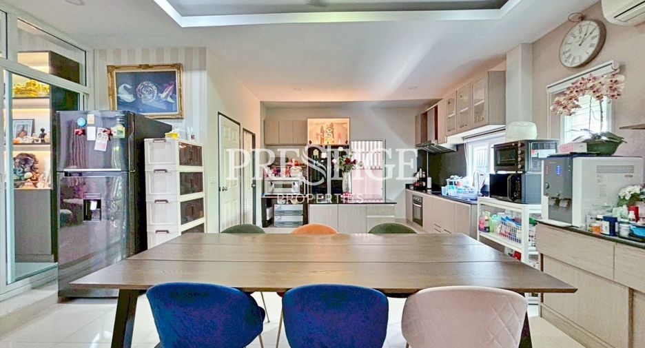 À vendre 4 chambres maison à Bang Lamung, Chonburi