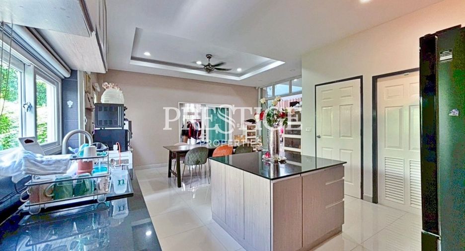 À vendre 4 chambres maison à Bang Lamung, Chonburi