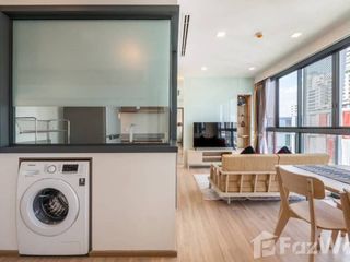 For sale 2 bed condo in Watthana, Bangkok