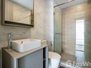For sale 2 bed condo in Watthana, Bangkok