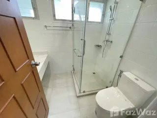 For rent 3 Beds villa in Khlong San, Bangkok