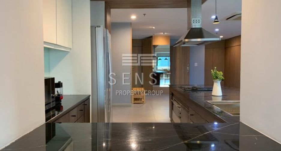 For sale and for rent 3 bedrooms condo in Khlong Toei, Bangkok