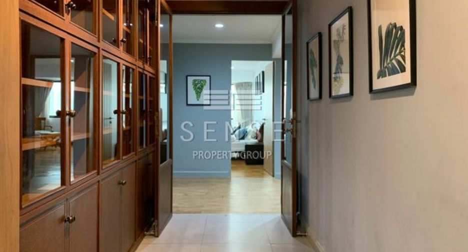 For sale and for rent 3 bedrooms condo in Khlong Toei, Bangkok