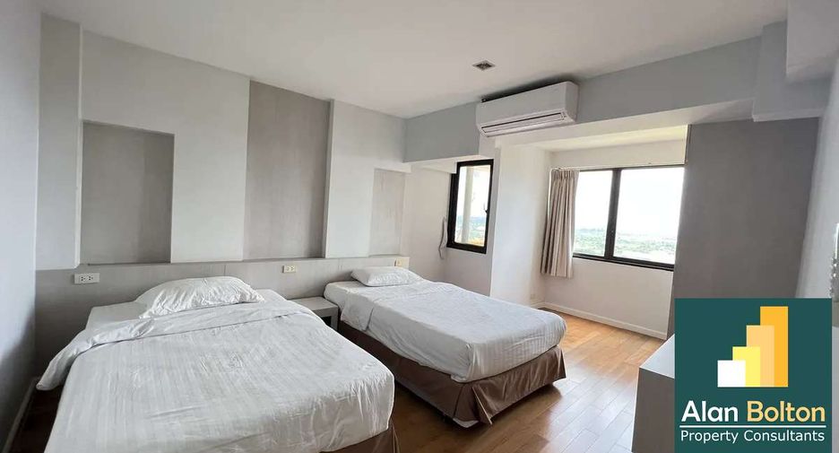 For rent そして for sale 3 ベッドルーム condo in Na Jomtien, Pattaya
