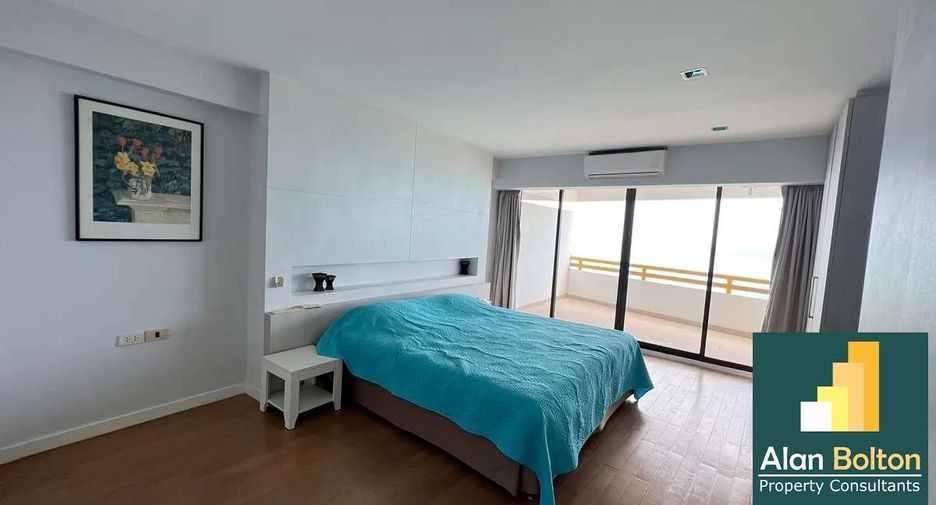 For rent そして for sale 3 ベッドルーム condo in Na Jomtien, Pattaya