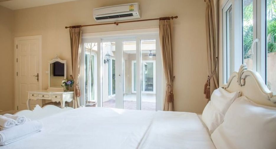 À louer et à vendre 3 chambres maison à Bang Lamung, Chonburi