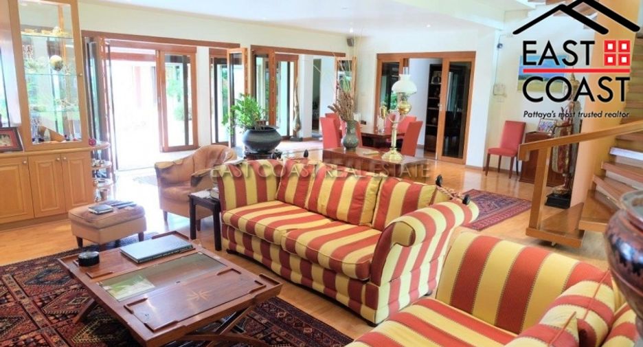 For sale 5 bedrooms house in Sattahip, Chonburi