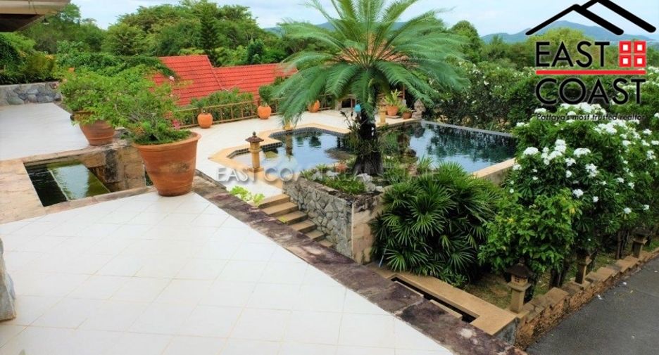 For sale 5 bedrooms house in Sattahip, Chonburi