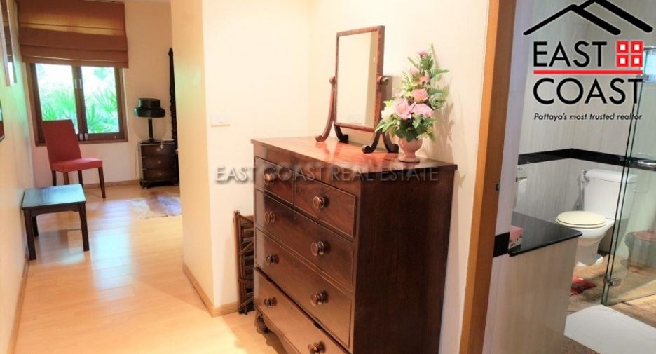 For sale 5 bedrooms house in Sattahip, Chonburi