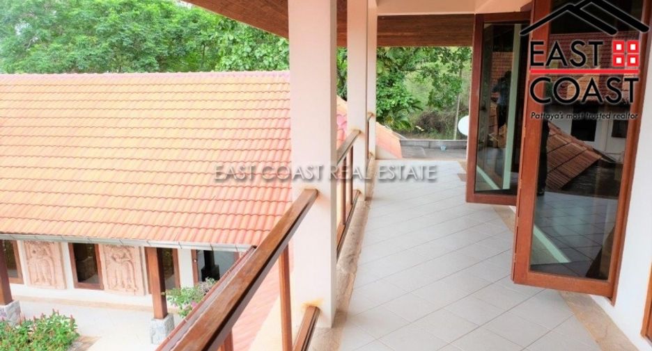For sale 5 bedrooms house in Sattahip, Chonburi