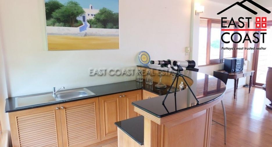 For sale 5 bedrooms house in Sattahip, Chonburi