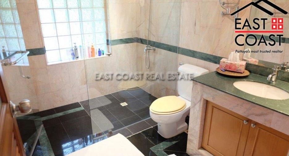 For sale 5 bedrooms house in Sattahip, Chonburi