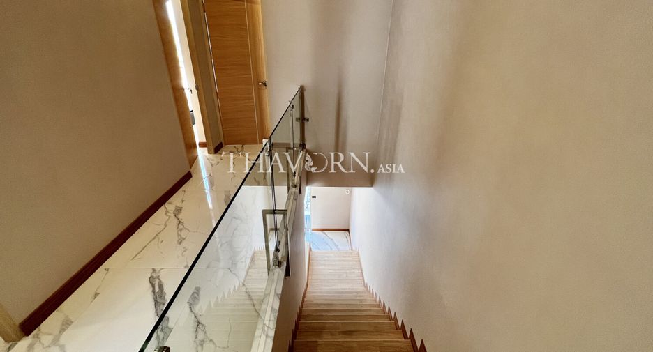 For sale 4 bedrooms house in Bang Lamung, Chonburi
