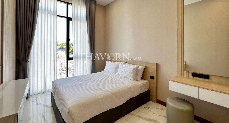 For sale 4 bedrooms house in Bang Lamung, Chonburi