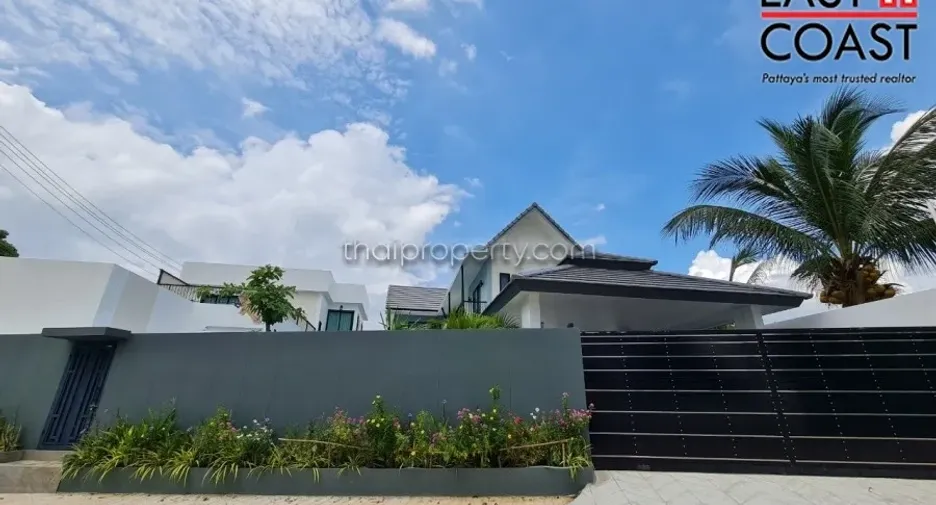 À vendre 5 chambres maison à Huay Yai, Pattaya