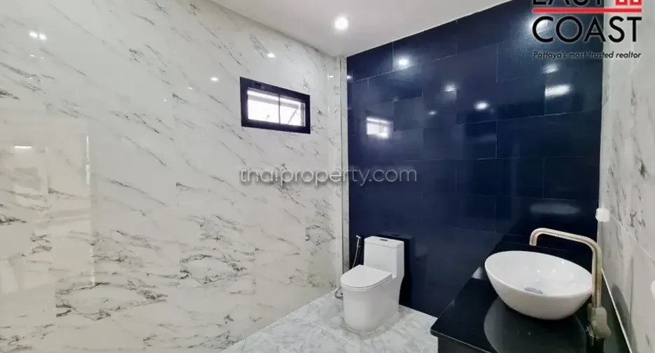 À vendre 5 chambres maison à Huay Yai, Pattaya
