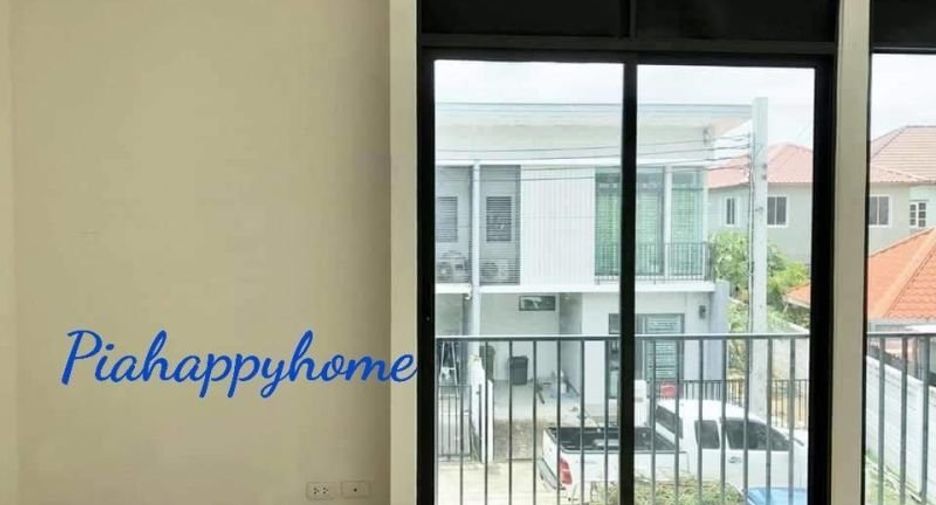 For sale 3 bed townhouse in Pak Kret, Nonthaburi