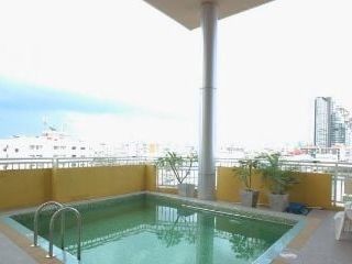 For sale 1 bed condo in Khlong San, Bangkok