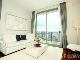 For sale 2 Beds condo in Watthana, Bangkok