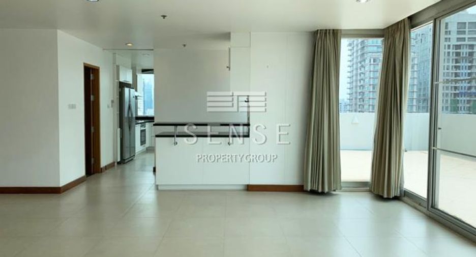For rent 4 bedrooms condo in Khlong Toei, Bangkok