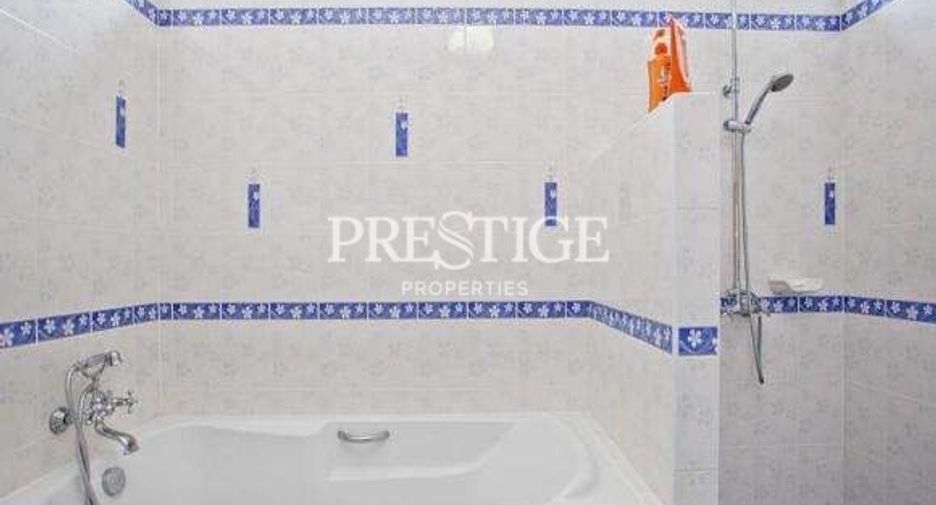 For sale 10 ベッドルーム house in Bang Lamung, Chonburi