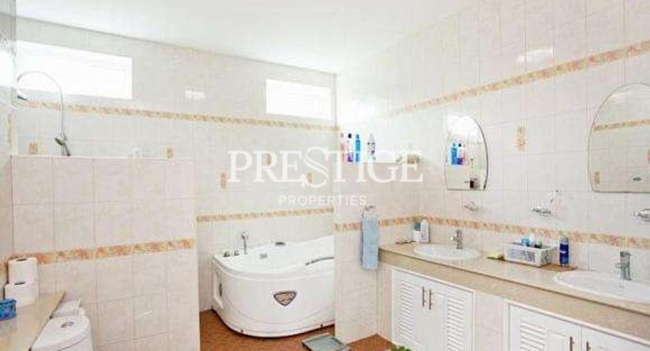 For sale 10 ベッドルーム house in Bang Lamung, Chonburi