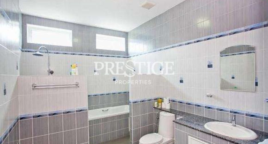 For sale 10 ベッドルーム house in Bang Lamung, Chonburi