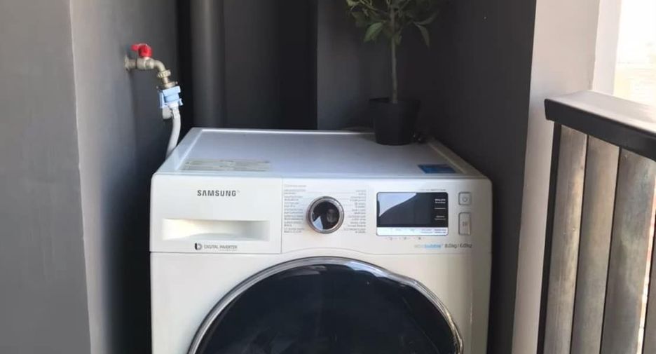 For sale studio condo in Phaya Thai, Bangkok