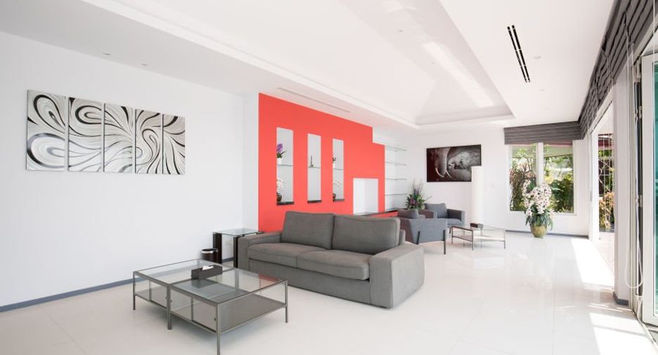 For rent and for sale 5 bedrooms villa in Thalang, Phuket