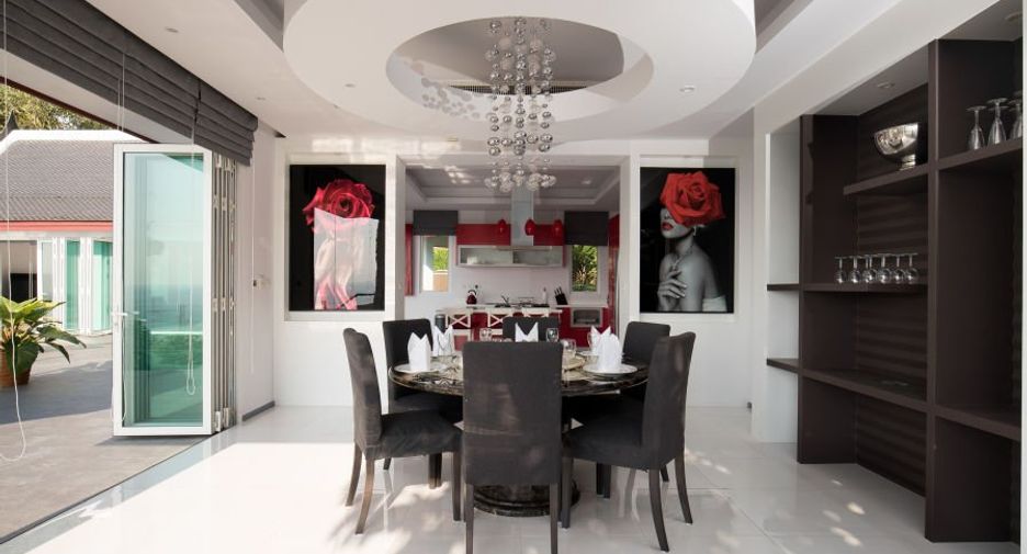 For rent and for sale 5 bedrooms villa in Thalang, Phuket