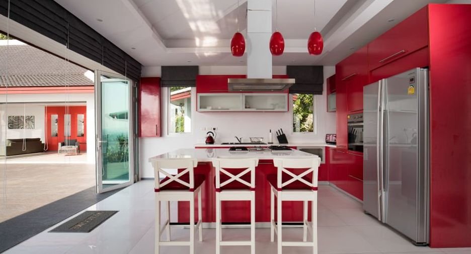 For rent and for sale 5 bedrooms villa in Thalang, Phuket