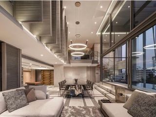For sale 4 bedrooms condo in Watthana, Bangkok