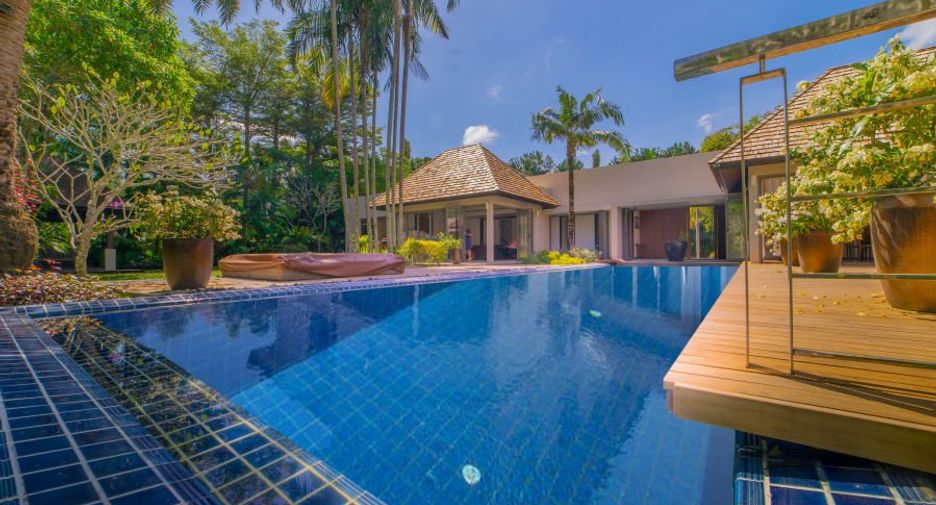 For rent and for sale 4 bedrooms villa in Thalang, Phuket