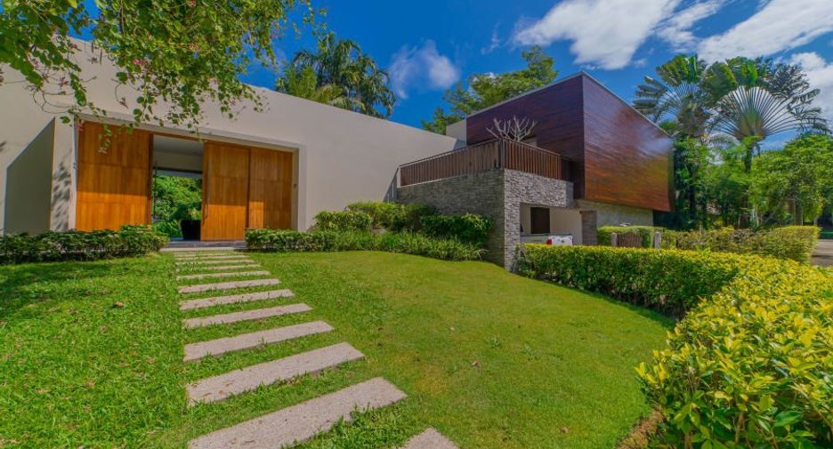 For rent and for sale 4 bedrooms villa in Thalang, Phuket
