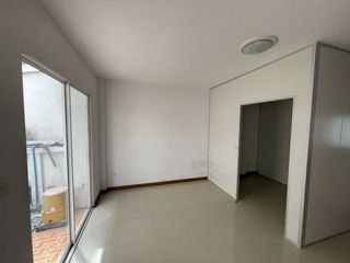 For rent 5 bed retail Space in Mueang Samut Prakan, Samut Prakan