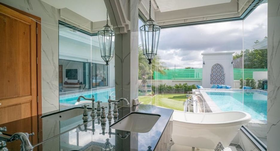 For rent and for sale 3 bedrooms villa in Thalang, Phuket