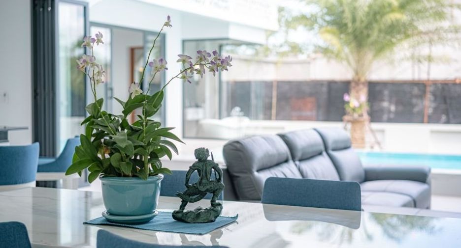 For rent and for sale 3 bedrooms villa in Thalang, Phuket