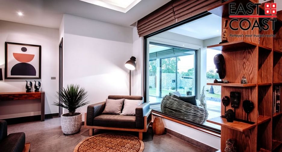 For sale 4 bedrooms house in Bang Lamung, Chonburi