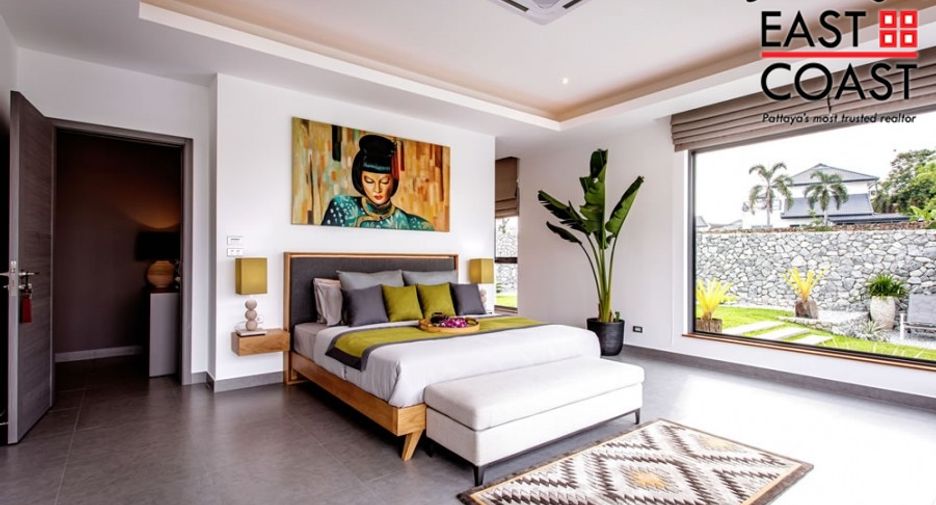 For sale 4 bedrooms house in Bang Lamung, Chonburi