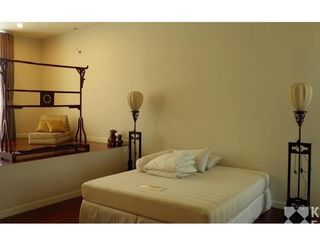 Reihenhaus zur Miete mit 2 Zimmer in Sathon, Bangkok