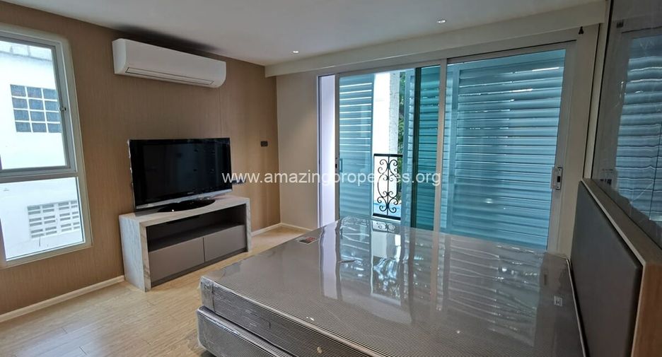 For rent 2 bed condo in Mueang Nakhon Pathom, Nakhon Pathom