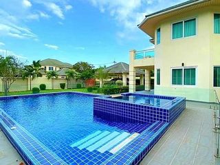 For sale 4 bedrooms house in Bang Lamung, Chonburi