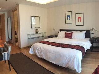For rent 3 Beds condo in Phaya Thai, Bangkok